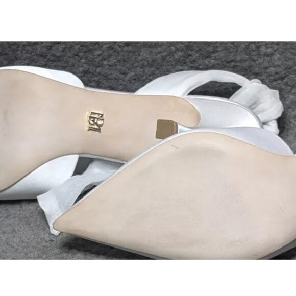 Worn Once - Badgley Mischka Womens Blaze Satin Bow Stilettos - White - 5.5 - Picture 4 of 8